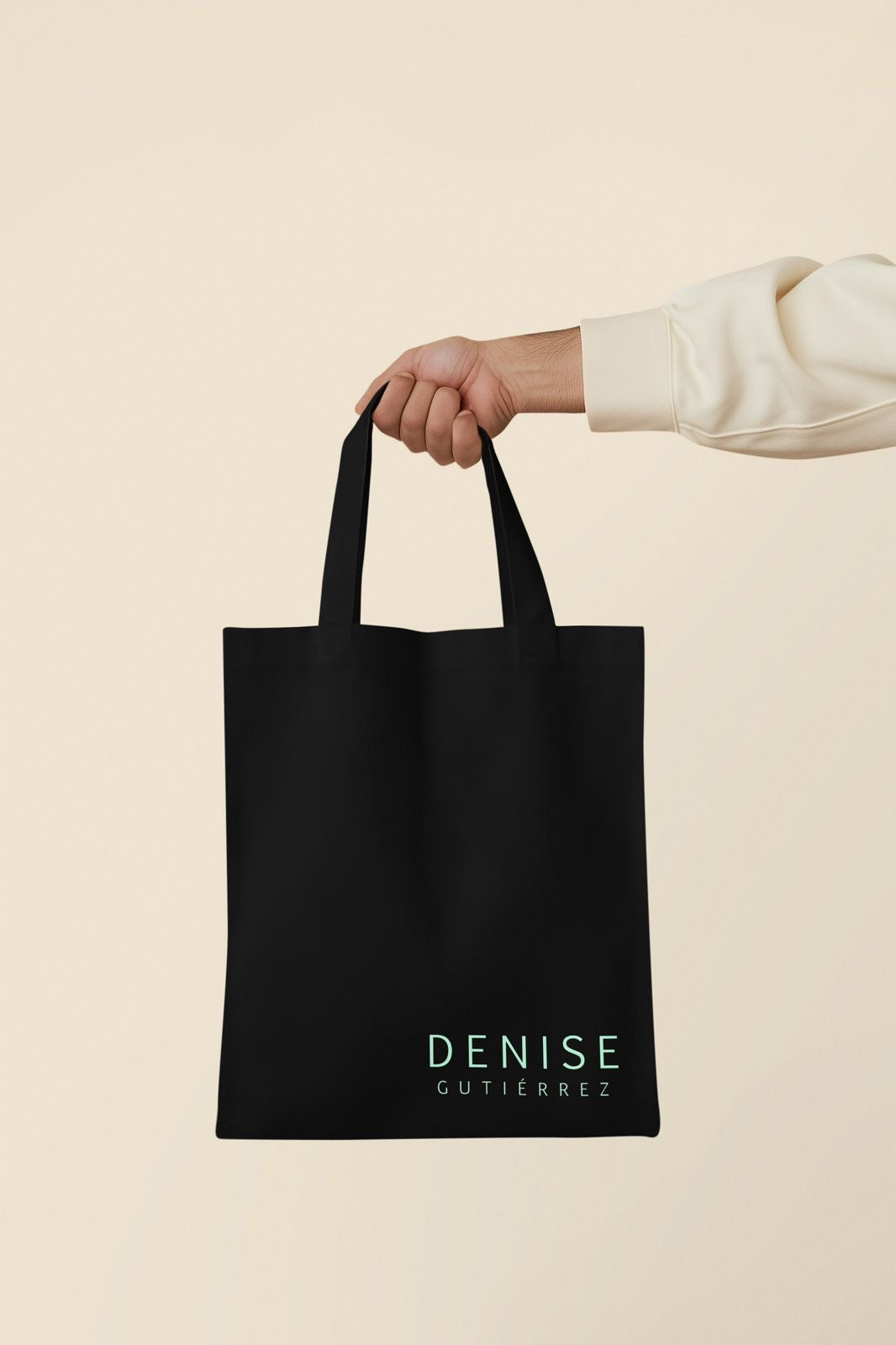 Tote “Nadie va a quererte como yo”